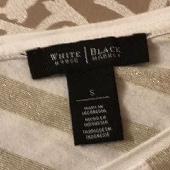 Striped, sleeveless blouse, with V neckline. - Picture 5 of 5